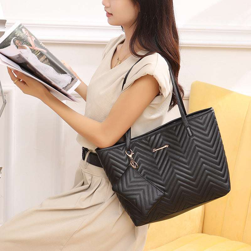 Women's Fashionable Shoulder Bag