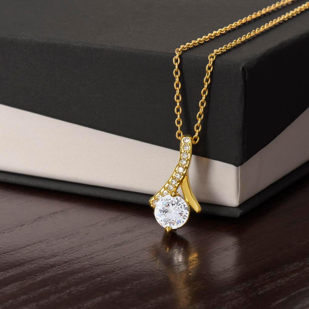 14k gold plated Alluring Beauty Necklace